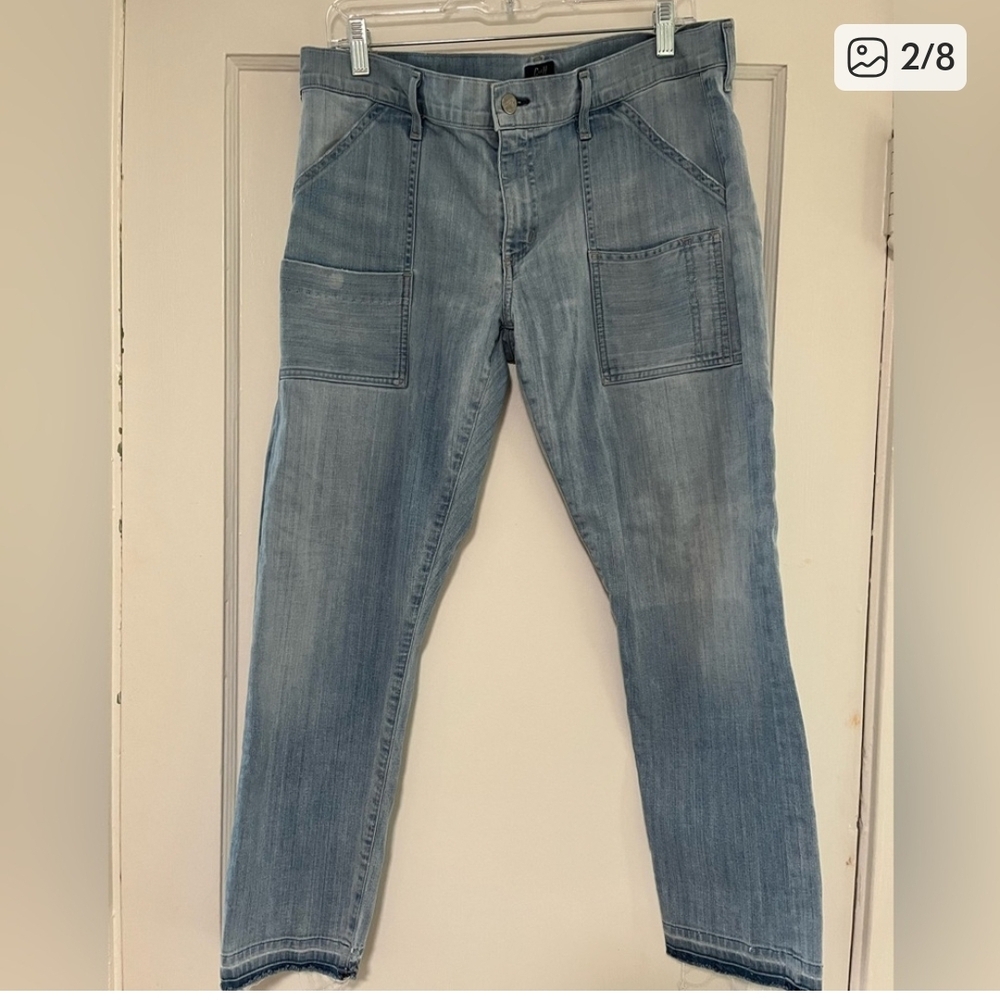 3. CITIZENS OF HUMANITY LEAH CROPPED JEANS - Picture 3 of 6